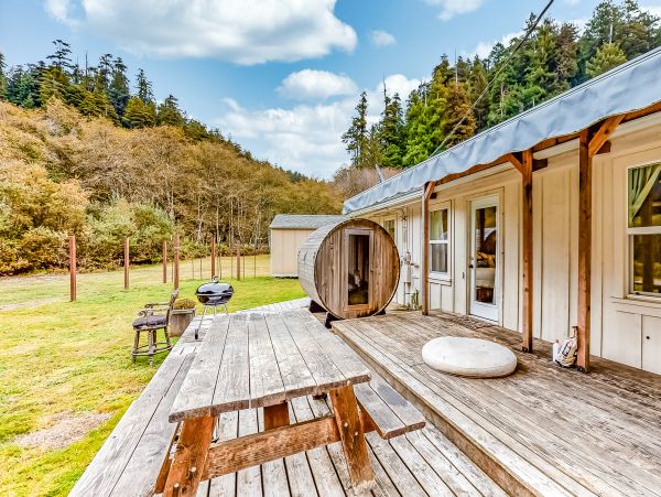 Mendocino Home 982929
