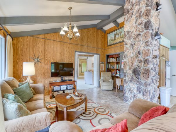 Mendocino Home 982930