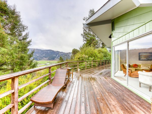 Mendocino Home 982930
