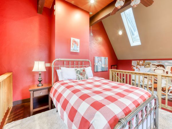 Mendocino Home 982931