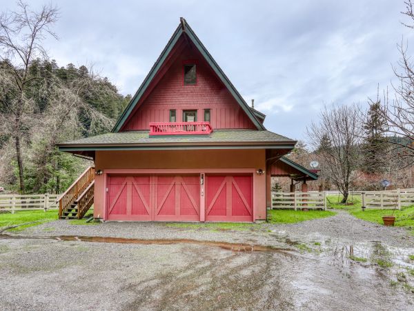 Mendocino Home 982931