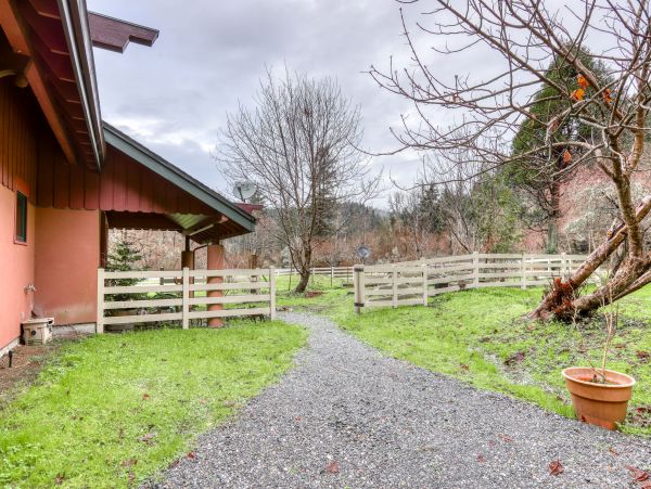 Mendocino Home 982931