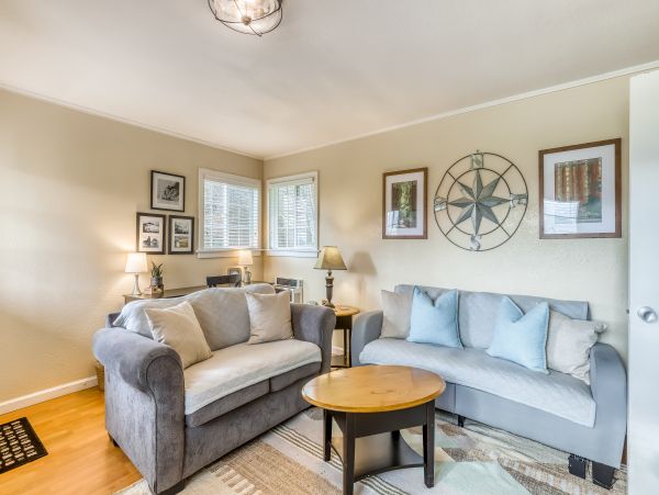 Mendocino Home 982933