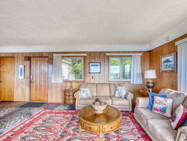 Mendocino Home 982934