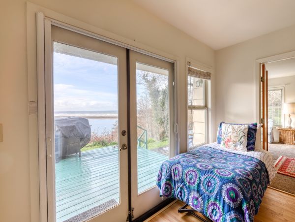 Mendocino Home 982934