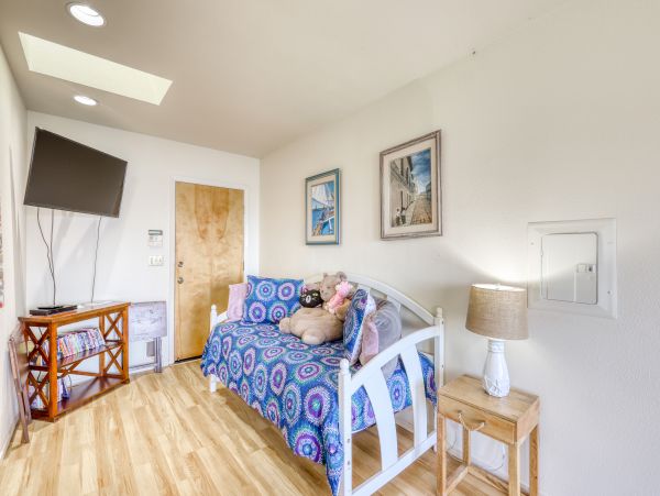 Mendocino Home 982934