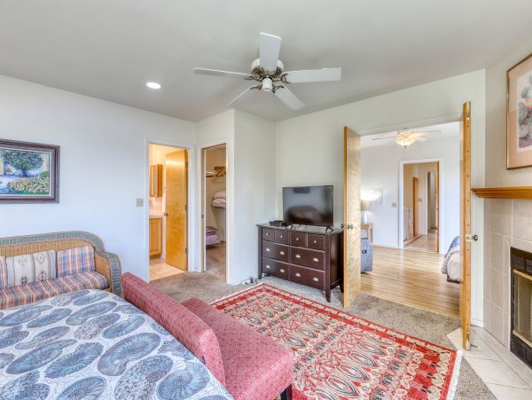 Mendocino Home 982934