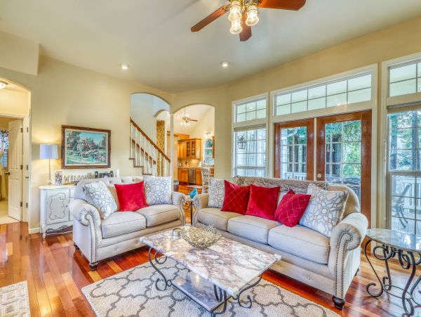 Mendocino Home 982935