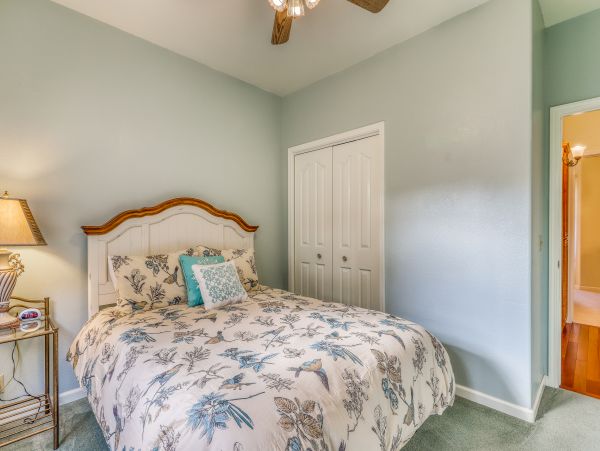 Mendocino Home 982935