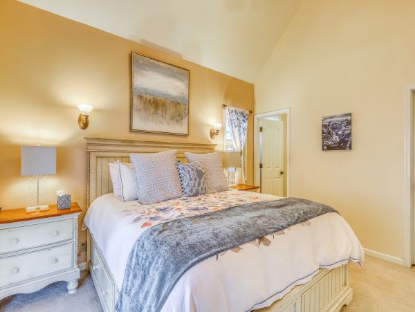 Mendocino Home 982935