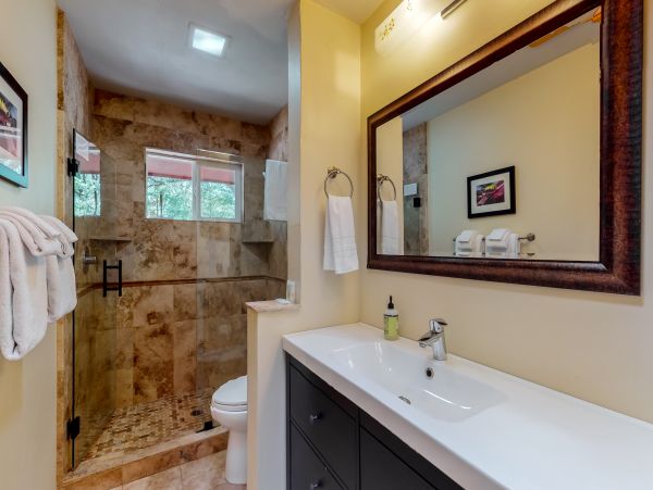 Mendocino Home 982936
