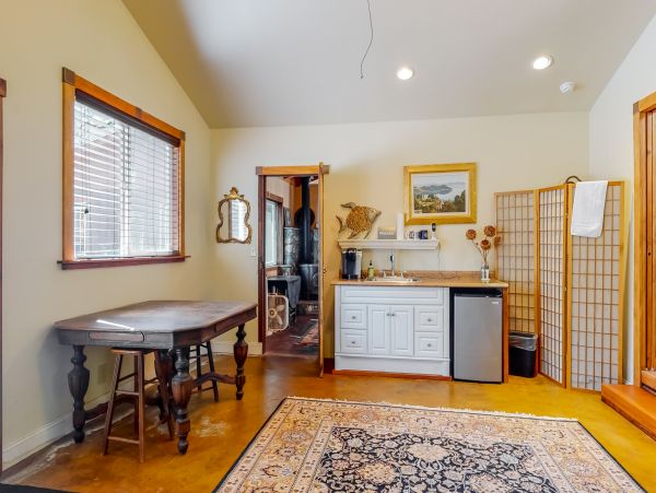 Mendocino Home 982936