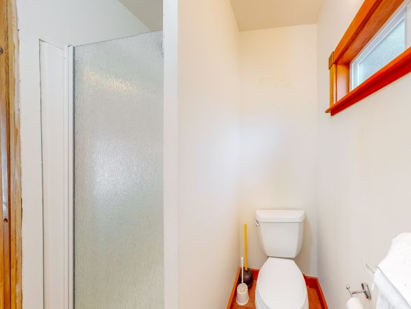 Mendocino Home 982936
