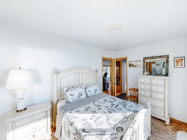 Mendocino Home 982938