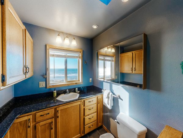 Mendocino Home 982938