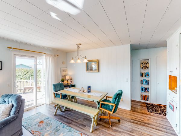 Mendocino Home 982939