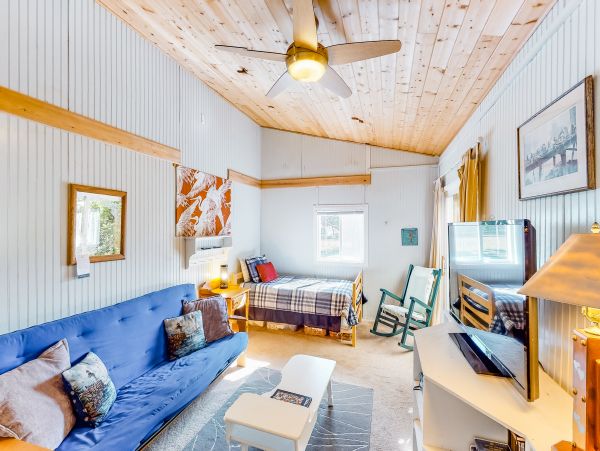 Mendocino Home 982939
