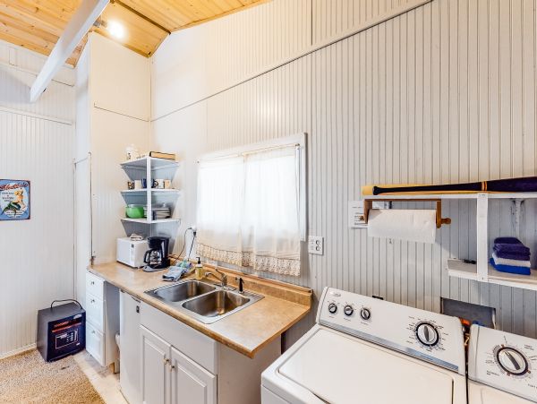 Mendocino Home 982939