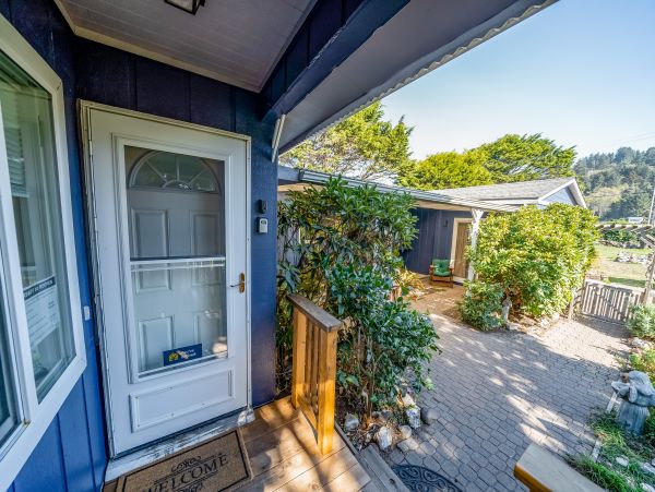 Mendocino Home 982939