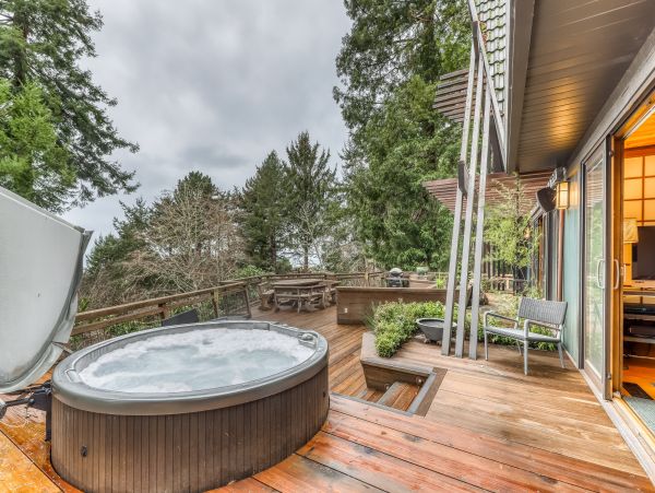 Mendocino Home 982940