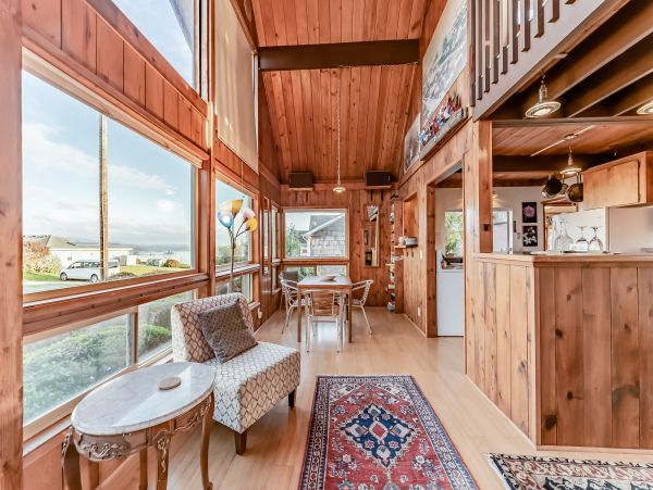 Mendocino Home 982942