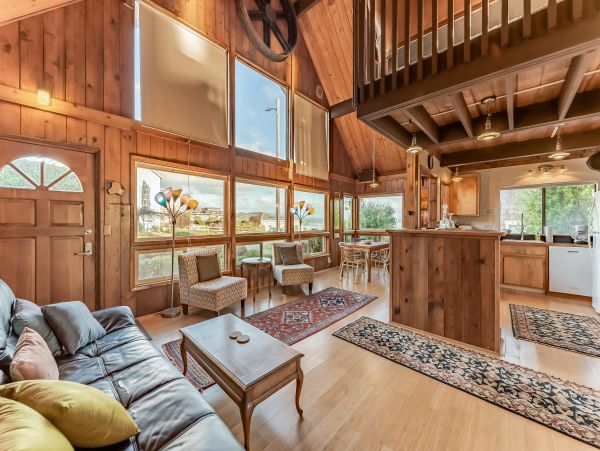 Mendocino Home 982942