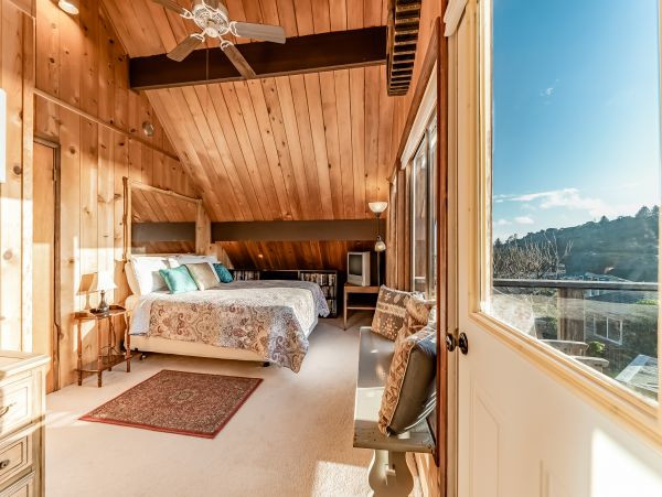 Mendocino Home 982942