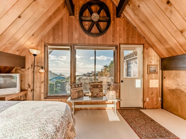 Mendocino Home 982942