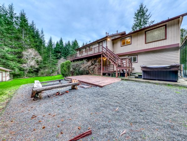 Mendocino Home 982943