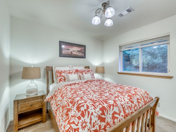 Mendocino Home 982943