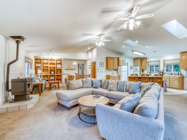Mendocino Home 982943