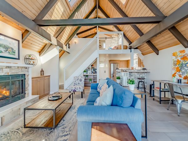 Mendocino Home 982944