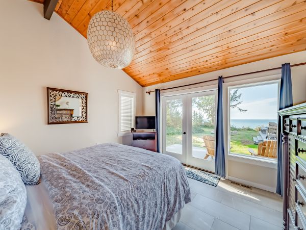 Mendocino Home 982944