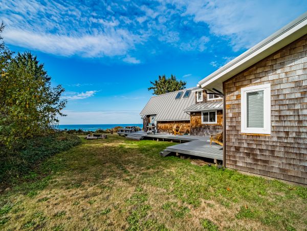 Mendocino Home 982944