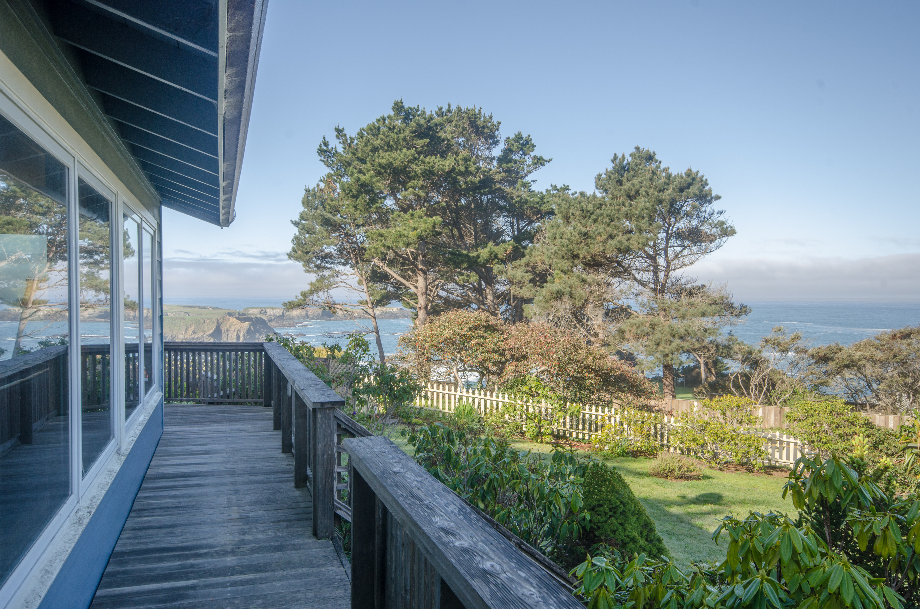 Mendocino Home 982945