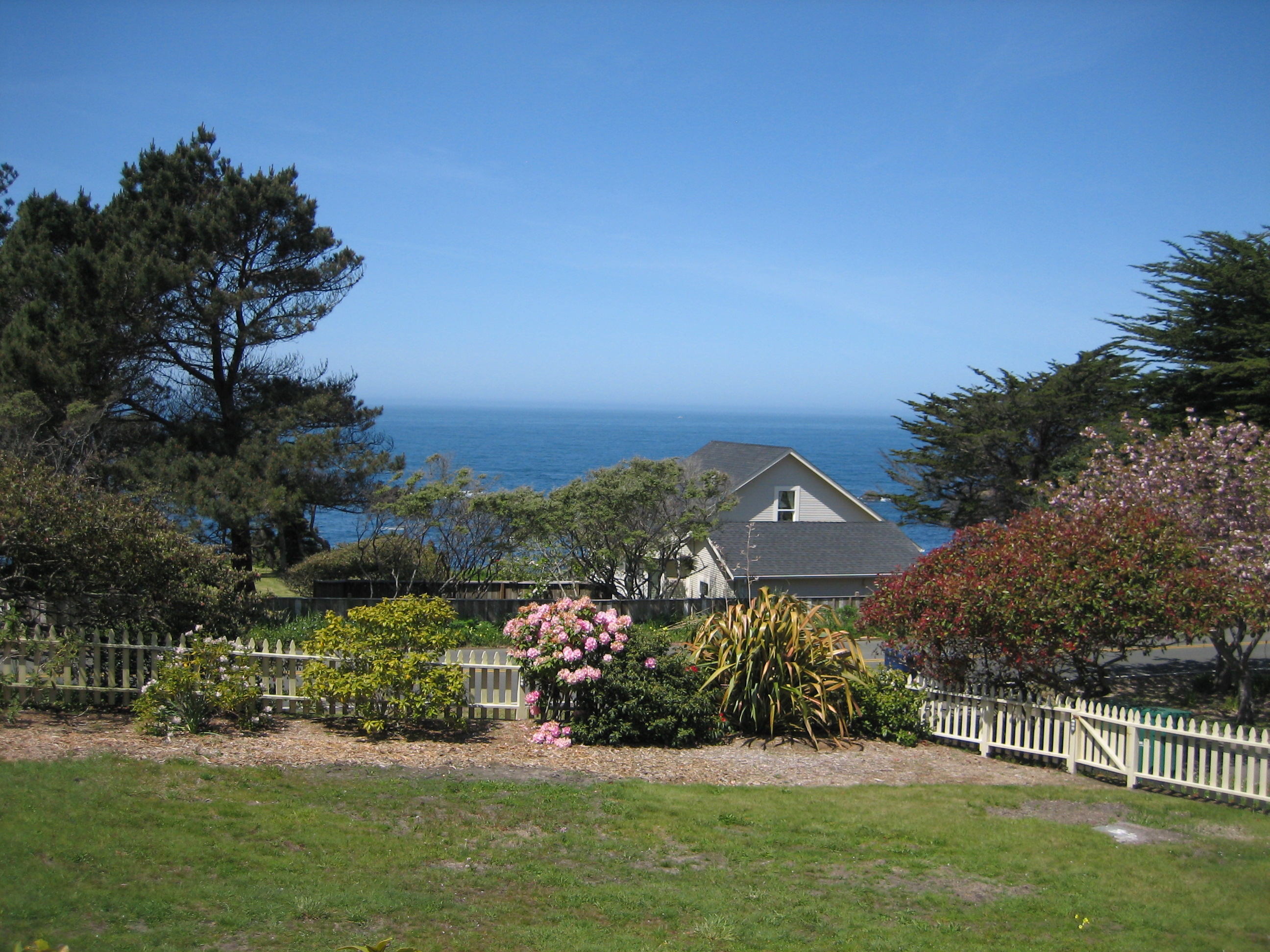 Mendocino Home 982945
