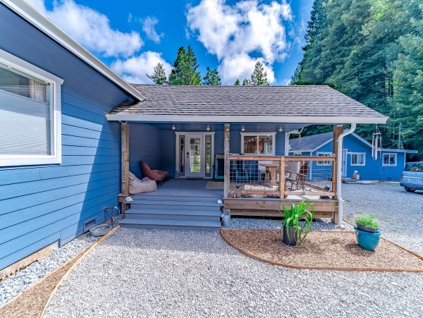 Mendocino Home 982946