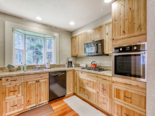Mendocino Home 982947