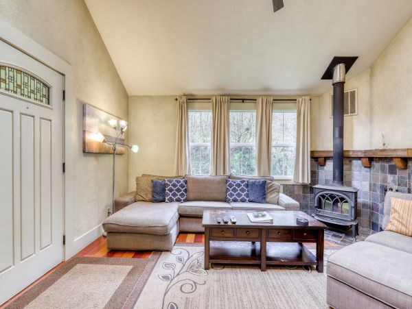 Mendocino Home 982947