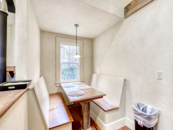 Mendocino Home 982947