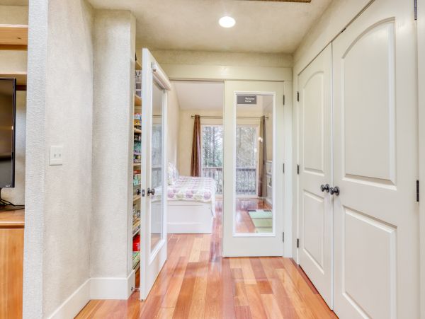 Mendocino Home 982947