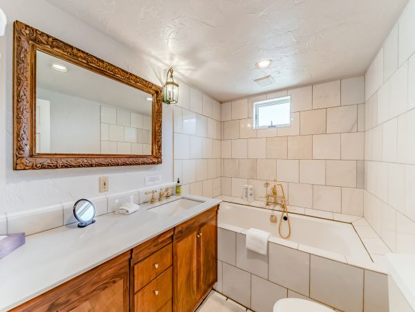 Mendocino Home 982948