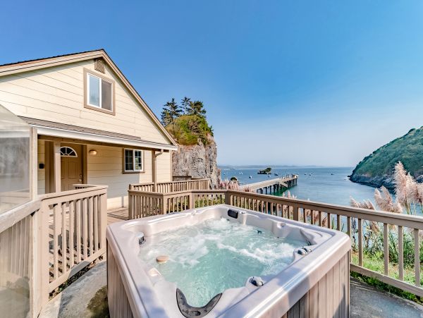 Mendocino Home 982949