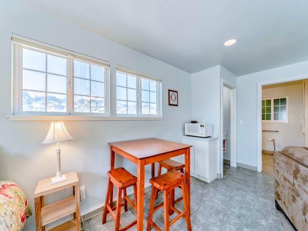 Mendocino Home 982949