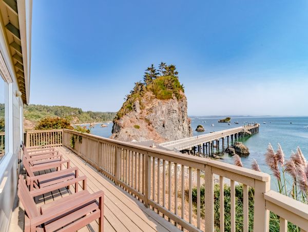Mendocino Home 982949