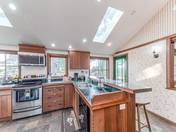 Mendocino Home 982950