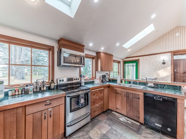 Mendocino Home 982950