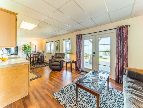 Mendocino Home 982951