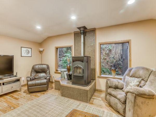 Mendocino Home 982952