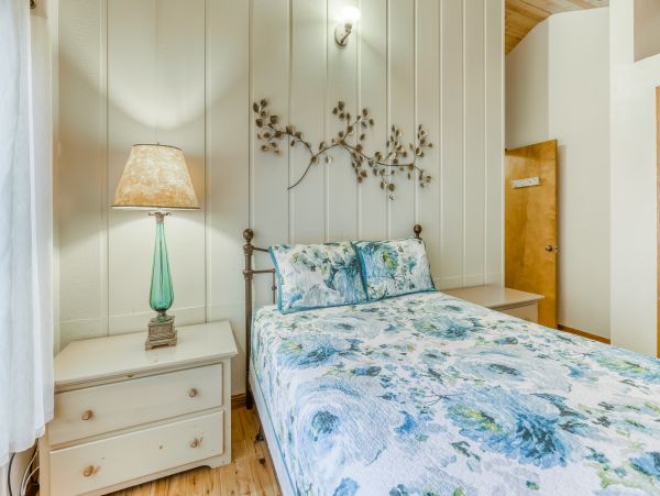 Mendocino Home 982952